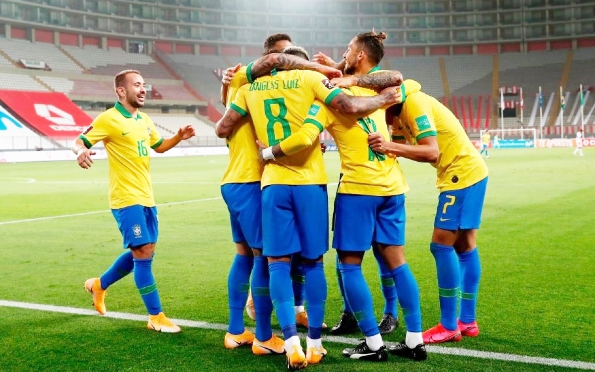 Brasil bỏ xa Argentina tới 6 điểm tại vòng loại WC 22 khu vực Nam Mỹ