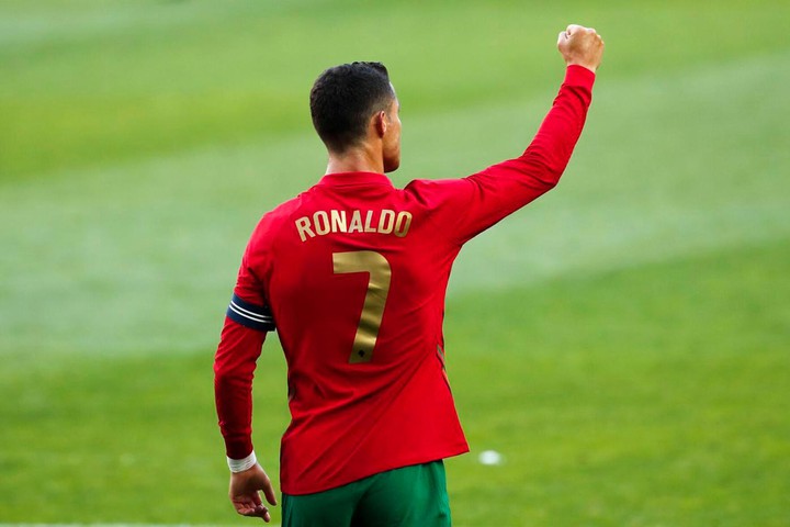 C.Ronaldo – Cầu thủ bóng đá xuất sắc nhất thế kỷ 21!