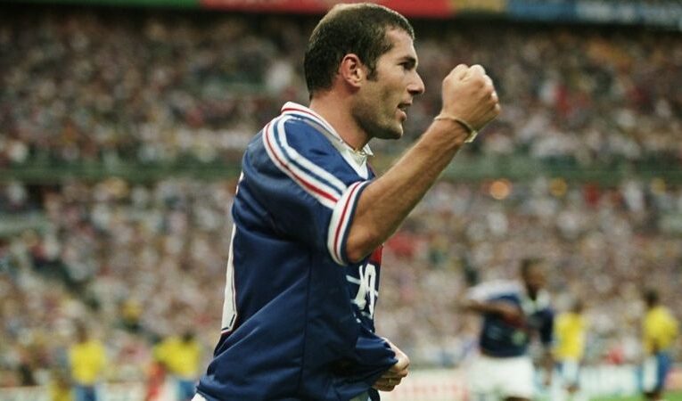 Zinedine Zidane – “Dị nhân” của nền bóng đá thế giới!
