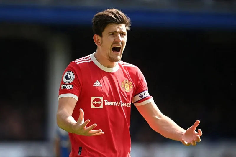 Harry Maguire thu hút phạm lỗi do lối chơi kiên cường