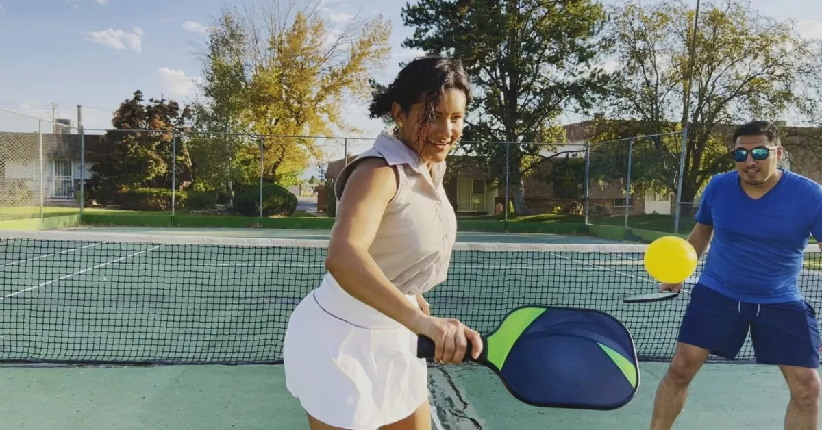 Cách Sử Dụng Chiến Thuật Đánh Trái Tay Phủ Đầu Từ Đầu Set Hiệu Quả