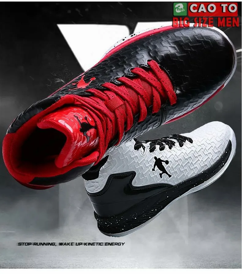 Đôi giày bóng rổ màu đen đỏ thể hiện sự mạnh mẽ, là món đồ thời trang lý tưởng cho giới trẻ