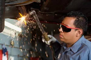 Nằm Mơ Mình Đá Bóng Đánh Con Gì: Giải Mã Giấc Mơ Thắng Lớn