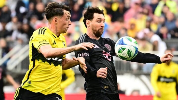 Cách Phát Triển Tư Duy Chiến Thuật Cho Cầu Thủ Trẻ Toàn Diện