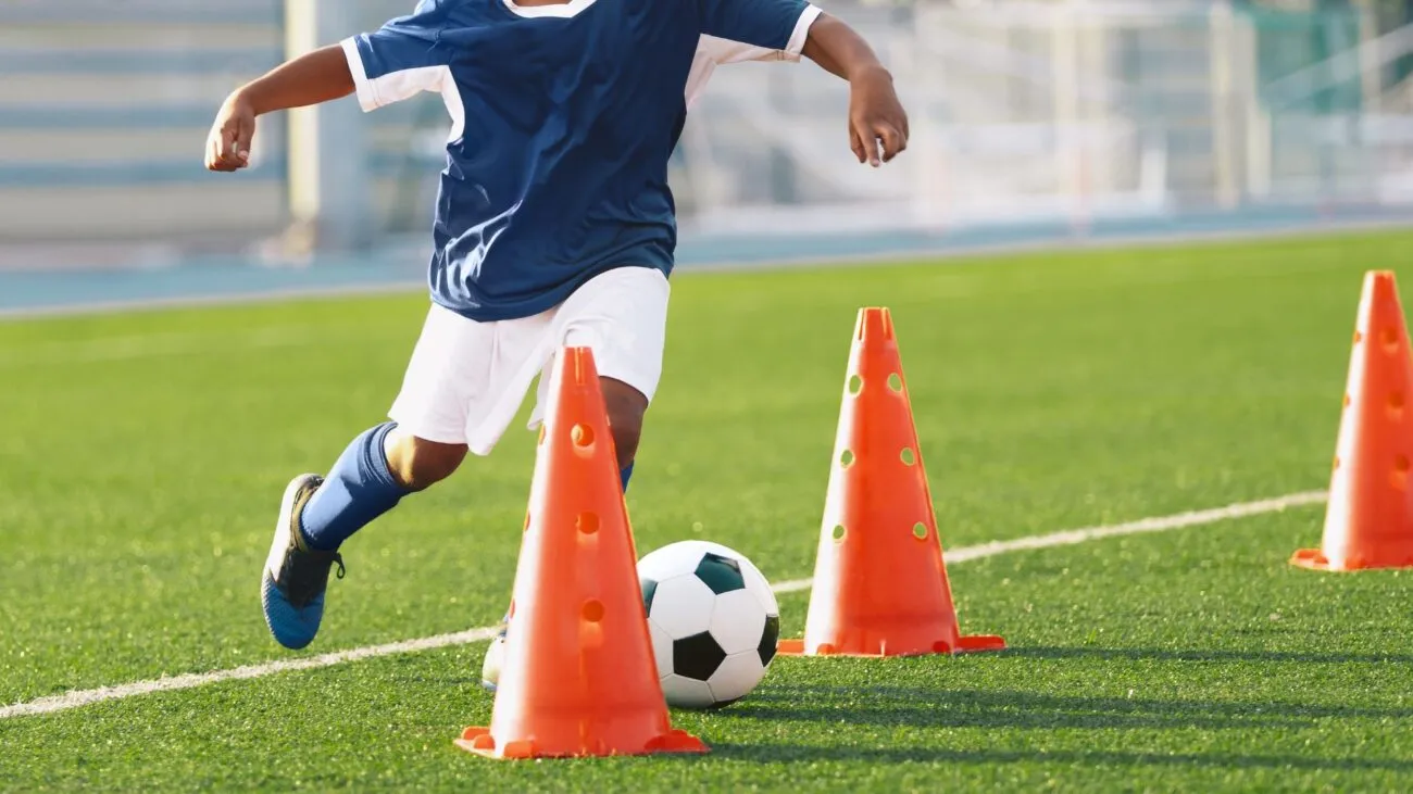 9 bài tập bóng đá cơ bản để nâng cao trình độ