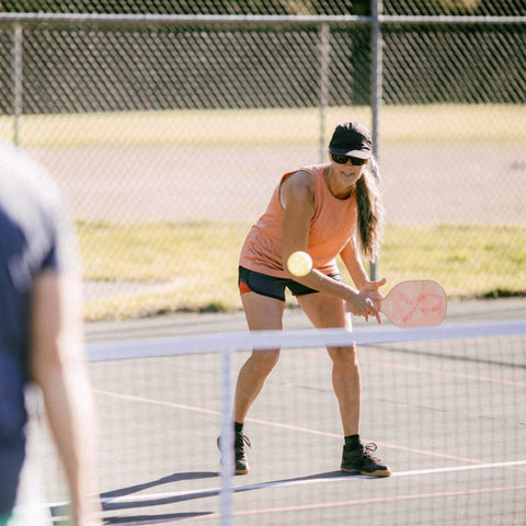 Sự Khác Biệt Giữa Thi Đấu Tennis Đơn Và Đôi Về Chiến Thuật