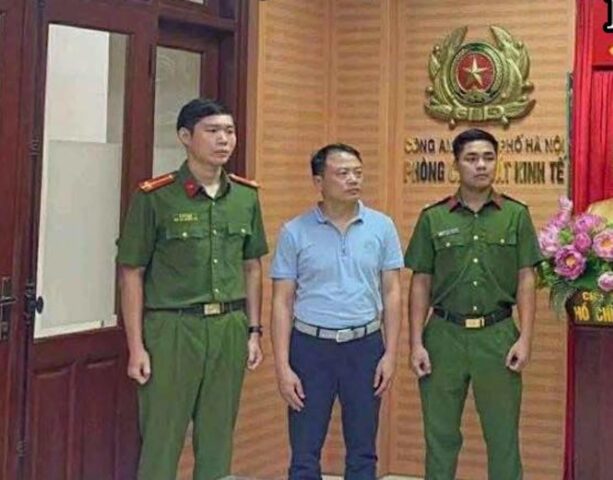 Hướng Dẫn Rèn Khả Năng Giữ Bóng Khi Bị Áp Sát Hiệu Quả