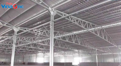 Cấu tạo kèo thép và đòn tay vững chắc cho mái tôn, chịu tải trọng hiệu quả