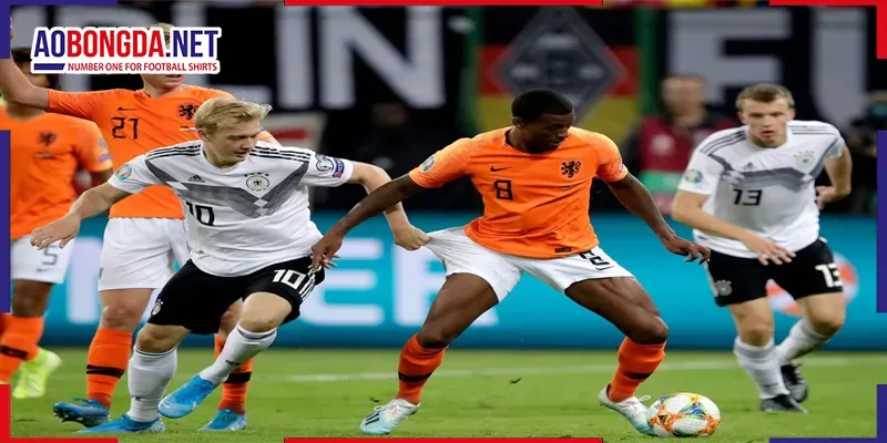 Kiểm Soát Bóng Cầu Thủ Trẻ