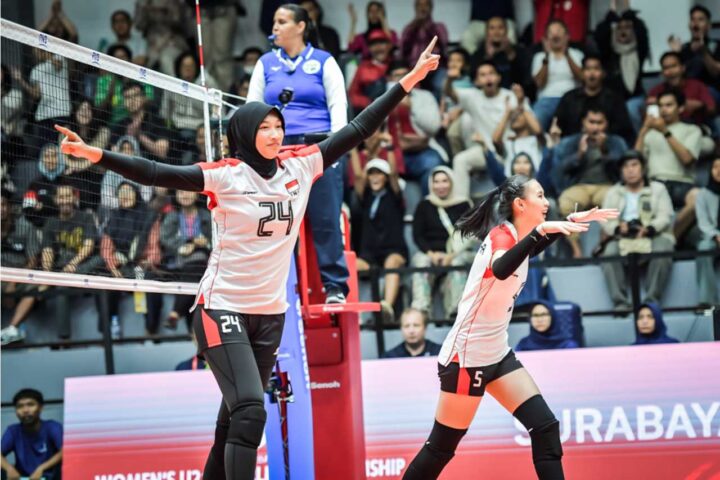 Đội tuyển bóng chuyền nữ U21 Indonesia thi đấu tại giải Vô địch Thế giới, thể hiện sức hút của đội chủ nhà đối với liên đoàn bóng chuyền thế giới