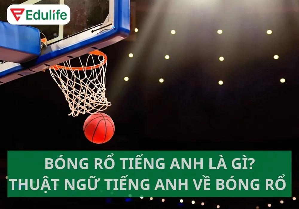 Quả bóng rổ trên sàn gỗ sân bóng rổ, minh họa thuật ngữ sàn bóng rổ tiếng Anh là gì