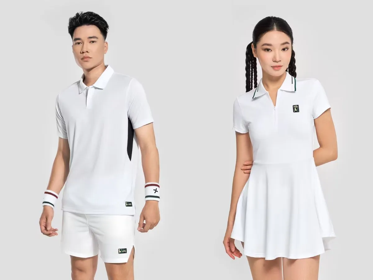 Sản phẩm áo polo và quần short thể thao cho người chơi tennis chuyên nghiệp