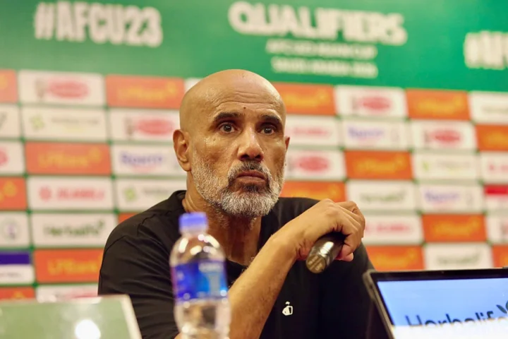 Sự Nghiệp Của Zinedine Zidane Trên Sân Cỏ Và Ghế HLV: Huyền Thoại Vượt Thời Gian