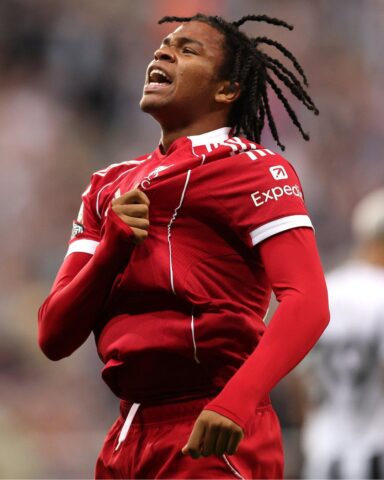 Danh Sách Cầu Thủ Trẻ Tiềm Năng 2025: Phát Hiện Thế Hệ Ngôi Sao Mới Của Liverpool