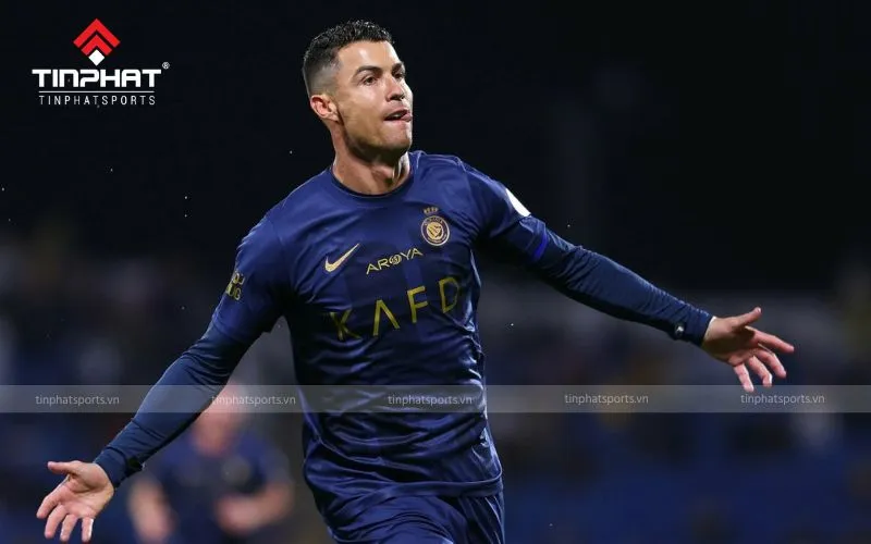 Siêu sao Cristiano Ronaldo, cầu thủ có số hattrick kỷ lục trong sự nghiệp