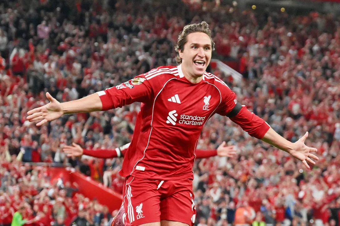 Liverpool giành chiến thắng siêu kịch tính trước Bournemouth trong trận khai màn Ngoại hạng Anh 2025/26