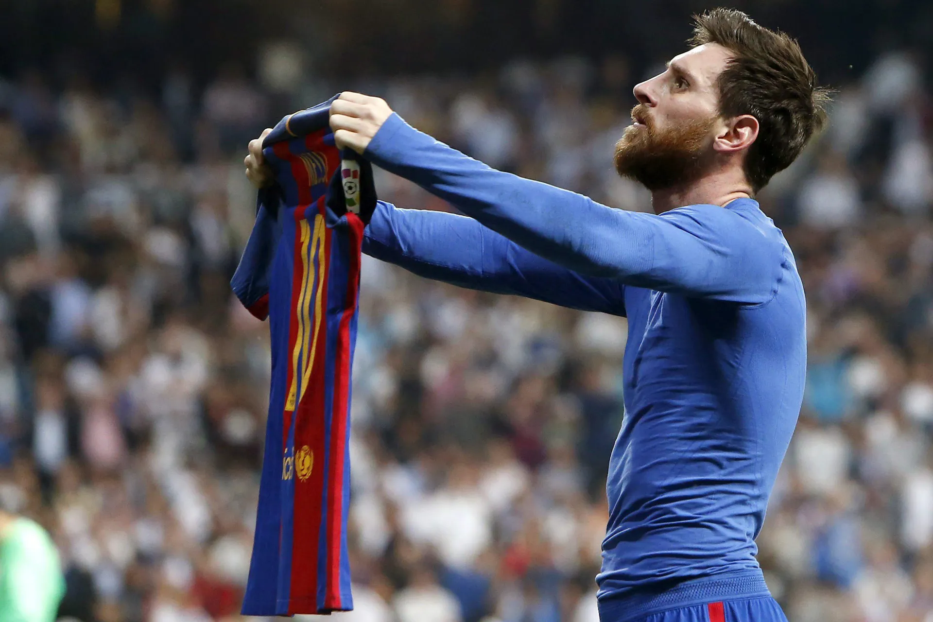 Lionel Messi trong một khoảnh khắc biểu tượng tại Siêu kinh điển, tiền đề cho các màn trình diễn top 10 trận cầu kinh điển C1.