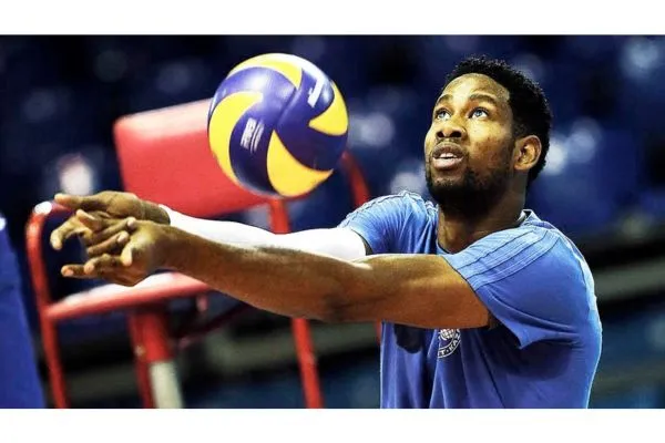 Leon Wilfredo Venero thời niên thiếu, biểu tượng cho khao khát vượt khó của cầu thủ bóng chuyền vĩ đại