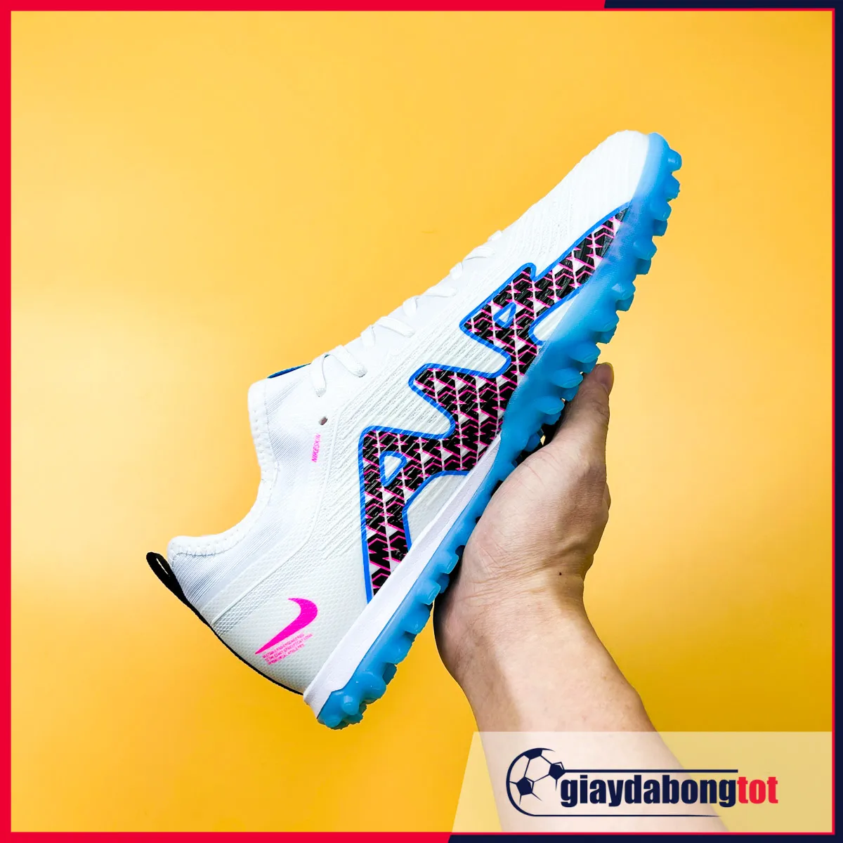 mẫu giày đá bóng phủi chuyên dụng cho sân cỏ nhân tạo Nike Mercurial Vapor