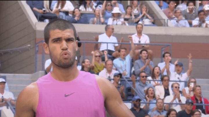 Down The Line Tennis Là Gì: Kỹ Thuật, Chiến Thuật & Cách Tập Luyện Hiệu Quả