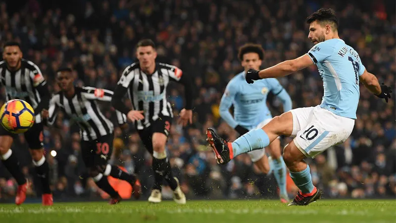 Huyền Thoại Cristiano Ronaldo Ăn Mừng, Minh Họa Cho Các Cú Poker Nổi Tiếng