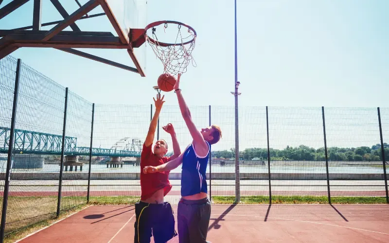 Rebound trong bóng rổ là gì