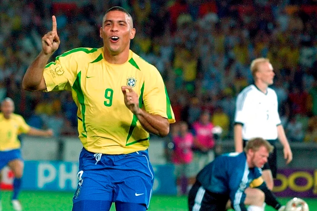 Ronaldo Nazario, vua phá lưới World Cup 2002, kỷ lục ghi bàn