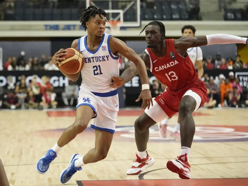 Hành vi phạm lỗi (foul) là một phần của quy tắc, định hình ngôn ngữ fair-play trong bóng rổ