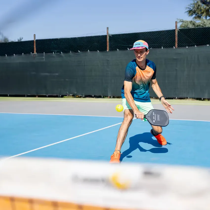 Trang bị chuyên dụng cần thiết để luyện tập và nâng cao khả năng phòng thủ cắt bóng an toàn