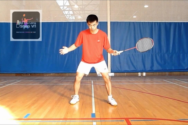 Cách Điều Chỉnh Tư Thế Đánh Để Tăng Sức Mạnh Và Độ Xoáy Hiệu Quả Trong Cầu Lông