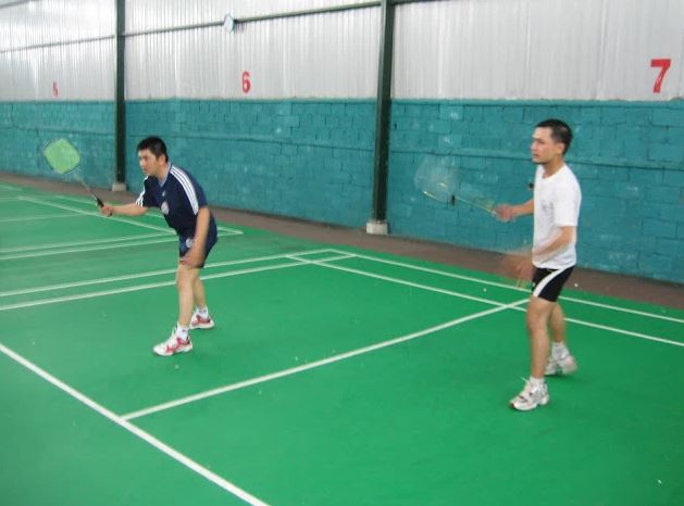 Cách Điều Chỉnh Tư Thế Đánh Để Tăng Sức Mạnh Và Độ Xoáy Hiệu Quả Trong Cầu Lông