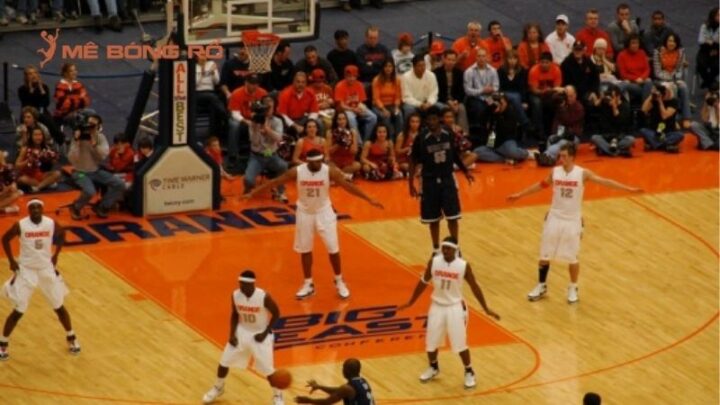 zone Trong Bóng Rổ Là Gì: Giải thích về chiến thuật phòng ngự khu vực và kiểm soát không gian trên sân